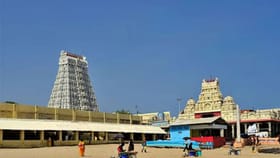 திருச்செந்தூர் போறீங்களா? நாளை முதல் செல்போன் கொண்டு செல்ல தடை – மீறினால் பறிமுதல்...