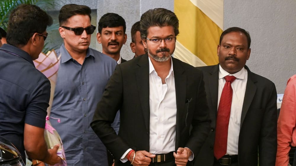 திருச்சிக்கு வருகை தந்த முதல்வர்.. வரவேற்ற எம்.பி துரை வைகோ..