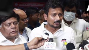 அமோனியா வாயு கசிவு விபத்து – தொழிலாளர் நலனில் சமரசம் கூடாது – உதயநிதி ஸ்டாலின் இரங்கல் அமோனியா வாயு கசிவு விபத்து – தொழிலாளர் நலனில் சமரசம் கூடாது – உதயநிதி ஸ்டாலின் இரங்கல்