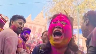 பாலியல் சீண்டலுக்கு உள்ளான கொரியா பெண்? - நடந்தது இதுதான்!