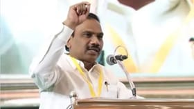 “முதலமைச்சர் விஜய் குறித்து அவதூறு பேச்சு!” – திமுக எம்பி ஆ.ராசா மீது பாய்ந்த பரபரப்பு புகார்!...
