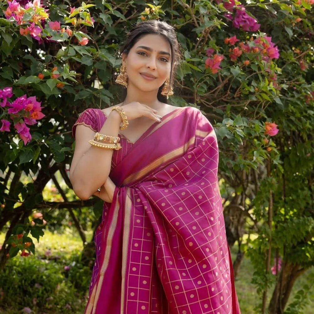 இயக்குநர் செல்லா அய்யாவு இயக்கத்தில் 2022ம் ஆண்டில் வெளியாகி கட்டா குஸ்தி 1 படத்தின் தொடர்ச்சியான கதைக்களத்தில் இந்த கட்டா குஸ்தி 2 படமும் வெளியாகியிருந்தது. குடும்ப பொழுதுபோக்கு கதையில் அமைந்த நிலையில், குடும்ப ரசிகர்களை ஈர்த்துவருகிறது.