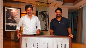Time To Lead.. முதல்வர் விஜயை சந்தித்து மறக்கமுடியாத பரிசை வழங்கிய இயக்குநர் ஏ.எல்.விஜய்! Time To Lead.. முதல்வர் விஜயை சந்தித்து மறக்கமுடியாத பரிசை வழங்கிய இயக்குநர் ஏ.எல்.விஜய்!
