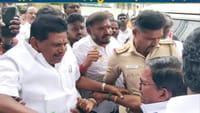 கைதில் இருந்து தப்பிய அனிதா ராதாகிருஷ்ணன்: ஆனால் ஒரு ட்விஸ்ட்!...