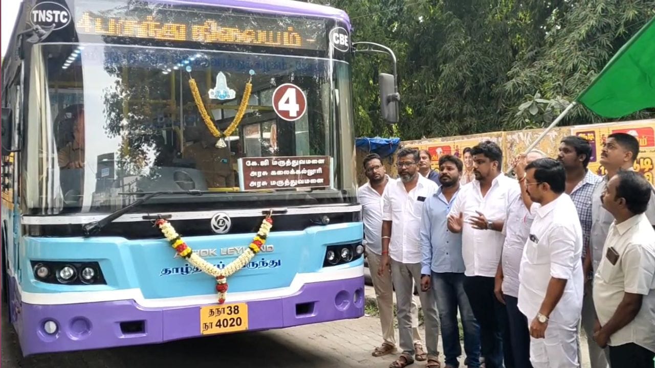 சமூகநீதி விடுதி மாணவிகளுக்குச் சிறப்புப் பேருந்து வசதி.. சமூகநீதி விடுதி மாணவிகளுக்குச் சிறப்புப் பேருந்து வசதி..