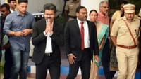 முதலீட்டாளர்களுடன் முதல்வர் விஜய் உயர்மட்ட ஆலோசனை!...