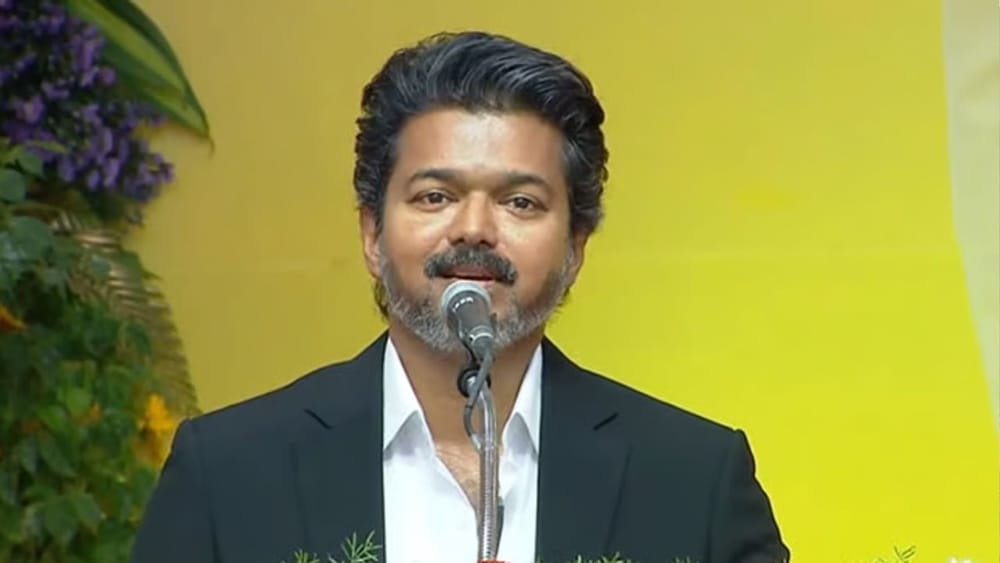 விரைவில் 4 அமைச்சரின் பதவி பறிப்பு.. 3 பேருக்கு இலாகா மாற்றம்!