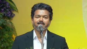 முதல்வர் விஜய் கையில் ரகசிய அறிக்கை.. விரைவில் தவெக அமைச்சரவை மாற்றம்.. 4 அமைச்சர்களின் பதவியை பறிக்க முடிவு!