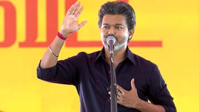 அரசு அலுவலகங்களில் நடக்கும் அதிசயம்.. போட்டுடைத்த CM விஜய்!!