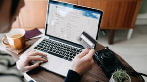 Credit Card : கிரெடிட் கார்டு கேன்சல் செய்வதால் ஏற்படும் சிக்கல்கள்.. இதையெல்லாம் கட்டாயம் தெரிந்துக்கொள்ளுங்கள்! Credit Card : கிரெடிட் கார்டு கேன்சல் செய்வதால் ஏற்படும் சிக்கல்கள்.. இதையெல்லாம் கட்டாயம் தெரிந்துக்கொள்ளுங்கள்!