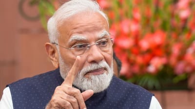 தேர்வுத்தாள் கசிவு வழக்கு.. விரைவு நீதிமன்றங்கள் - பிரதமர் மோடி..