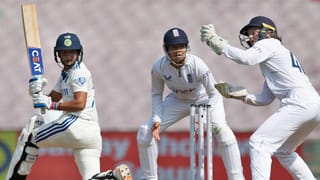 IND W vs ENG W: லார்ட்ஸ் ஸ்டேடியம்! டெஸ்ட் போட்டியில் களமிறங்கும் இந்தியா மகளிர் – இங்கிலாந்து மகளிர்.. நேருக்கு நேர் சாதனை!