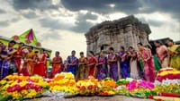எந்த சாமி கும்பிட்டாலும் பலனில்லையா? முதல்ல இதைச் செய்யுங்க........