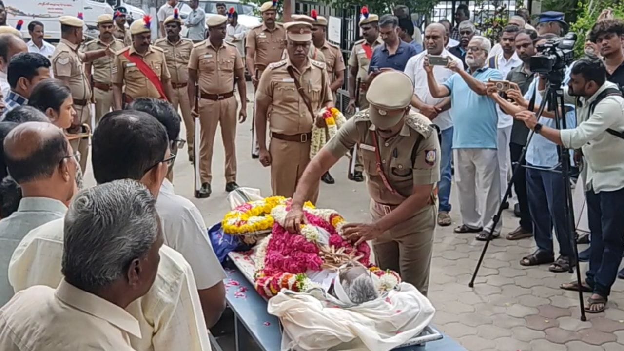 சாகித்திய அகாதமி விருது பெற்ற எழுத்தாளர் புவியரசு மறைவு! சாகித்திய அகாதமி விருது பெற்ற எழுத்தாளர் புவியரசு மறைவு!