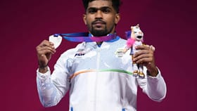 Commonwealth Games 2026: கோவில்பட்டி முத்துபாண்டி வெள்ளி வென்றார்.. காமன்வெல்த் போட்டியில் சாதித்த தமிழர்!...