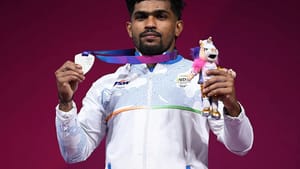 Commonwealth Games 2026: கோவில்பட்டி முத்துபாண்டி வெள்ளி வென்றார்.. காமன்வெல்த் போட்டியில் சாதித்த தமிழர்!