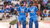 பெரிய மைல்கற்கள் கைகளில்.. படைப்பார்களா ரோஹித், கோலி..?...