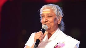 பிரபல பாடகி எஸ்.ஜானகி மரணம் – சோகத்தில் ரசிகர்கள்...