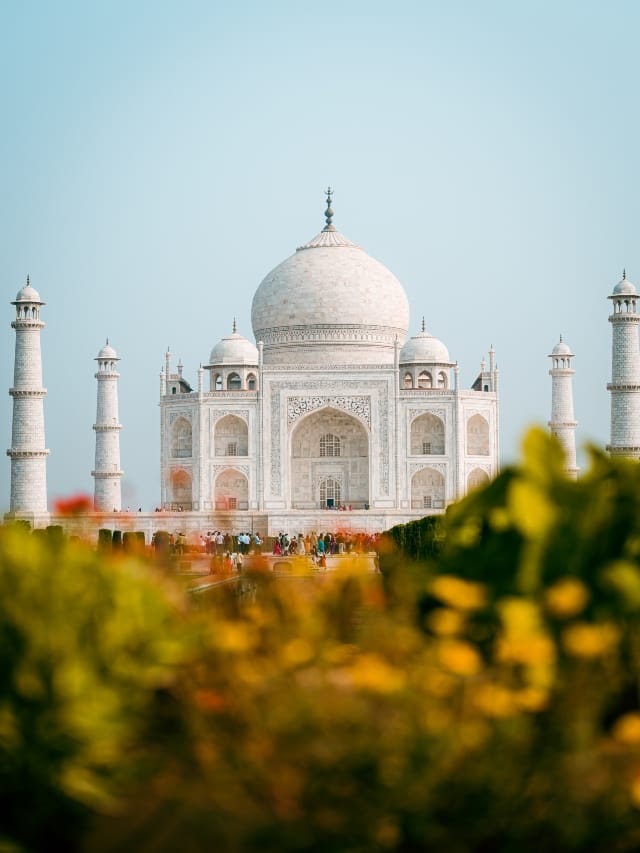 தாஜ்மஹாலின் வியக்க வைக்கும் உண்மை வரலாறு!