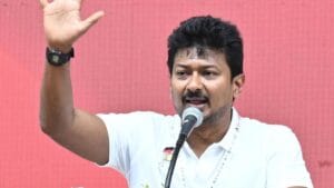 இந்த அரசின் அராஜகத்தை மக்கள் பார்த்துக்கொண்டு இருக்கிறார்கள்