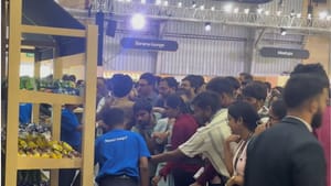 Viral Video : இலவச உணவுக்காக முந்தி அடித்துக்கொண்டு சென்ற பங்கேற்பாளர்கள்.. வைரல் வீடியோ! Viral Video : இலவச உணவுக்காக முந்தி அடித்துக்கொண்டு சென்ற பங்கேற்பாளர்கள்.. வைரல் வீடியோ!