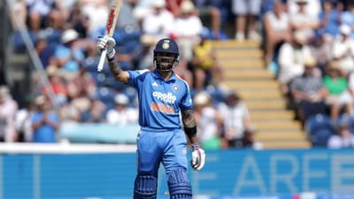 கோலி அரைசதம் - இங்கிலாந்துக்கு 234 ரன்கள் இலக்கு