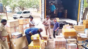 ஓடும் கன்டெய்னர் லாரியில் பூட்டை உடைத்து 10 லேப்டாப்கள் திருட்டு.. கள்ளக்குரிச்சியில் பகீர் திருட்டு சம்பவம்!...