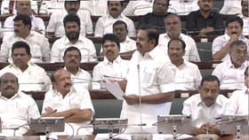 “நிதிப் பகிர்வில் தமிழ்நாட்டிற்குத் துரோகம்!”.. தவெக அரசின் தனித் தீர்மானத்திற்கு அதிமுக முழு ஆதரவு.. பேரவையில் இபிஎஸ் உரை!!...
