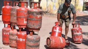 5 கிலோ கேஸ் சிலிண்டர் பெறுவது எப்படி? - முழு விவரம்!