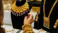 தொடர் விலை உயர்வு : ரூ.1.60 லட்சத்தை தாண்டிய தங்கம் விலை!...