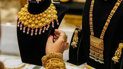 ரூ.1,080 சரிந்த தங்கம் விலை - ஒரு கிராம் எவ்வளவு?