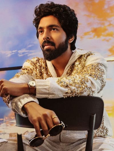 விஸ்வநாத் & சன்ஸ் படத்தில் ஜி.வி. பிரகாஷின் சம்பளம் இவ்வளவா?