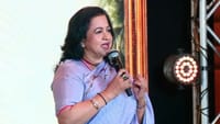 5 மொழிகள்,3 தலைமுறைகள்- ராதிகா சரத்குமாருக்கு ஈடாக ஏன் யாருமில்ல!...