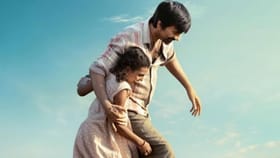 ரவி தேஜாவின் இருமுடி படத்தினை பாராட்டிய விஜய் தேவரகொண்டா – ராஷ்மிகா தம்பதி...