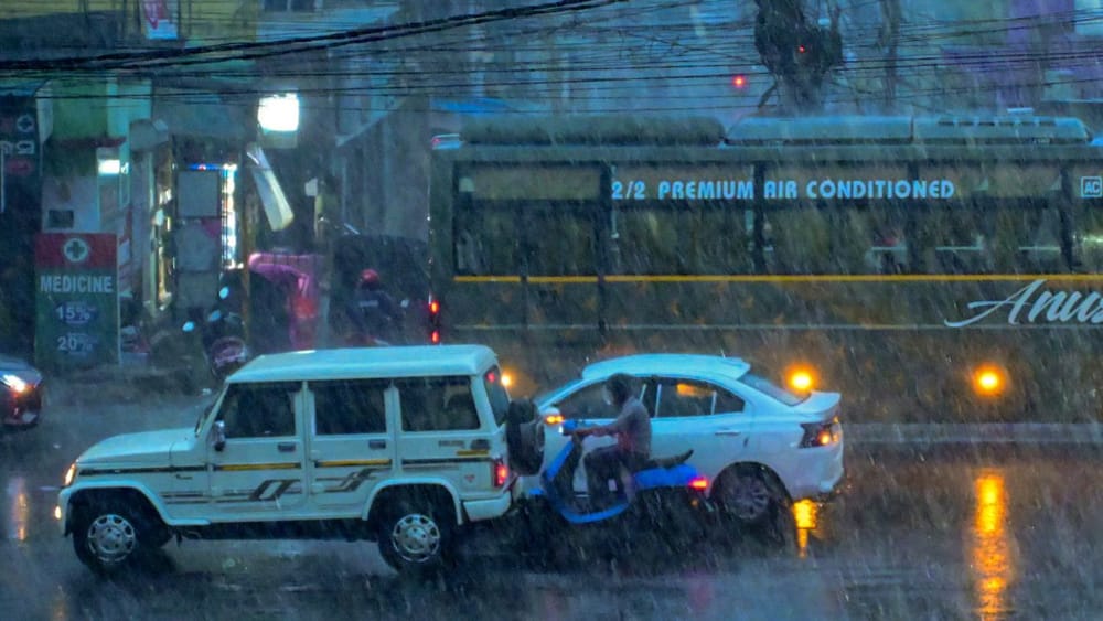 3 மாவட்டங்களுக்கு கனமழை எச்சரிக்கை.. வானிலை ரிப்போர்ட்