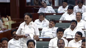 மு.க.ஸ்டாலின் வரும்போது பேரவையில் பாதி பேர் இருக்க மாட்டீங்க… கே.கே.எஸ்.எஸ்.ஆர். ராமச்சந்திரன் பரபர பேச்சு! மு.க.ஸ்டாலின் வரும்போது பேரவையில் பாதி பேர் இருக்க மாட்டீங்க… கே.கே.எஸ்.எஸ்.ஆர். ராமச்சந்திரன் பரபர பேச்சு!