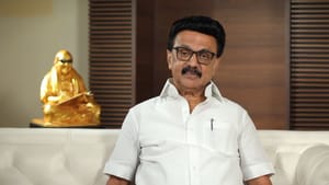 கொளத்தூர் தொகுதி EVM ஆய்வு.. 30% வாக்குப்பதிவு இயந்திரங்களில் குளறுபடி.. உயர் நீதிமன்றத்தை நாட திமுக முடிவு!! கொளத்தூர் தொகுதி EVM ஆய்வு.. 30% வாக்குப்பதிவு இயந்திரங்களில் குளறுபடி.. உயர் நீதிமன்றத்தை நாட திமுக முடிவு!!
