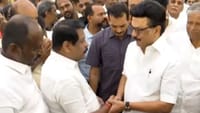 ஒரே நிகழ்ச்சியில் மு.க ஸ்டாலின் - நயினார் நாகேந்திரன்.....