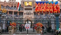 பாகிஸ்தானில் இருந்து இந்தியா வந்த 150 மணப்பெண்கள்!...