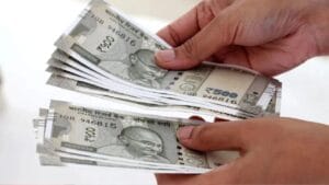 பிஎம் ஸ்வநிதி திட்டம் - சிறு வியாபாரிகளுக்கு ரூ.90,000 கடன்