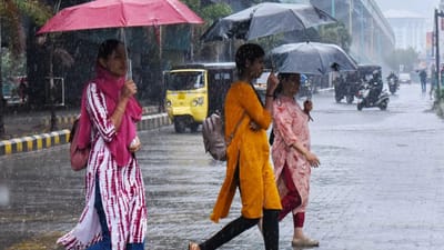 3 மாவட்டங்களில் கனமழை வெளுத்து வாங்கும் - வானிலை மையம் தகவல்