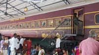 சேலத்தில் துவங்கப்பட்ட ரயில் பெட்டி உணவகம் - மக்களிடையே வரவேற்பு...