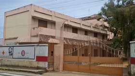 அரசுப் பள்ளியில் மது அருந்திய மாணவிகள்.. தலைமை ஆசிரியை அதிரடி இடமாற்றம்!!...