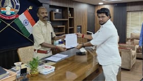 அச்சுறுத்தும் எதிரிகள்.. பாதுகாப்பற்ற சூழல்.. மதுரை எஸ்பி-யிடம் தவெக எம்எல்ஏ பரபரப்பு மனு!...