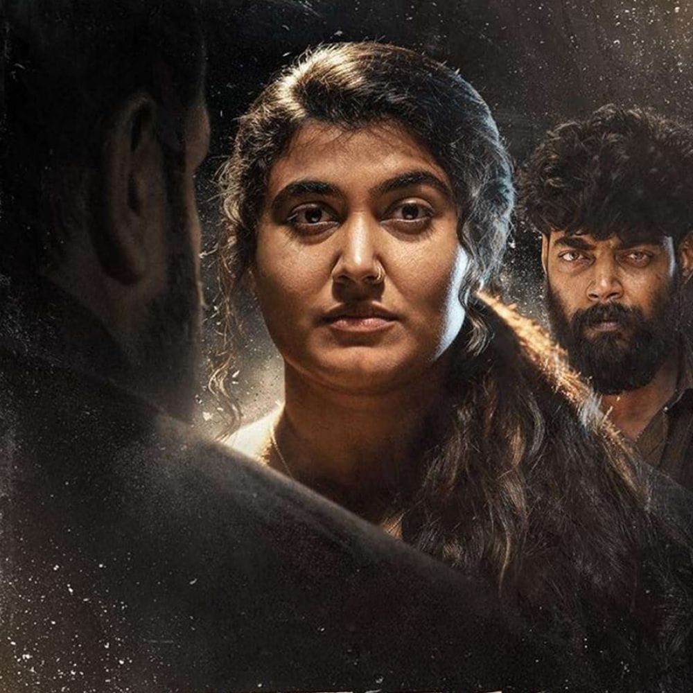 மலையாள சினிமாவில் இயக்குநர் ஜூட் ஆண்டனி ஜோஷ் எழுதி இயக்கி உள்ள படம் தொடக்கம். இந்தப் படத்தில் நடிகை விஷ்வமாய நடித்து உள்ளார். இவர் இந்தப் படத்தின் மூலம் மலையள சினிமாவில் நடிகையாக அறிமுகம் ஆகி உள்ளார் என்பது குறிப்பிடத்தக்கது. இந்தப் படம் திரையரங்குகளில் வரவேற்பைப் பெற்றதைத் தொடர்ந்து தற்போது ஓடிடியில் வெளியாகி உள்ளது. அதன்படி படம் தற்போது படம் ஜியோ ஹாட்ஸ்டாரில் காணக் கிடைக்கின்றது.