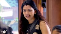 பிக்பாஸ் வீட்டிற்குள் வந்த முதல் நாளே அழுகையா......