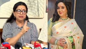 ராதாவுக்கு தங்கம்னாலே வீக்னஸ் - அம்பிகா பரபரப்பு குற்றச்சாட்டு...