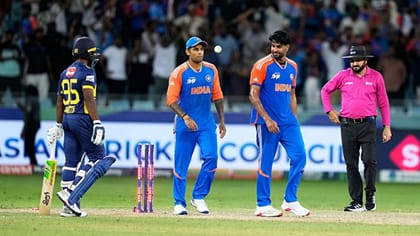 அரையிறுதியிலும் காலடி வைக்கிறதா மழை..? IND vs SL போட்டி நடக்குமா?