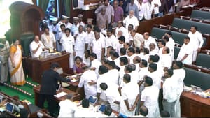 “முதல்வர் சொன்னாலும் அனுமதி கிடையாது!”.. திமுக-வுக்கு வாய்ப்பளிக்க சபாநாயகர் மறுப்பு.. பேரவையில் உச்சக்கட்ட பரபரப்பு! “முதல்வர் சொன்னாலும் அனுமதி கிடையாது!”.. திமுக-வுக்கு வாய்ப்பளிக்க சபாநாயகர் மறுப்பு.. பேரவையில் உச்சக்கட்ட பரபரப்பு!