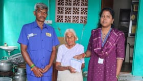 ஒரு ரூபாய் பாட்டிக்கு மீண்டும் வழங்கப்பட்ட இலவச சிலிண்டர்...